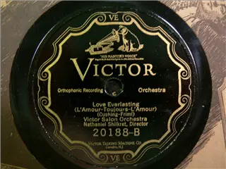 small_victor 20188 b.webp